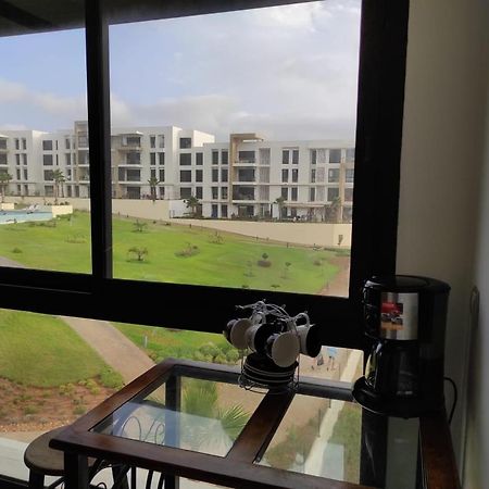 Bel Appartement A Plage Des Nation Salé Exterior foto