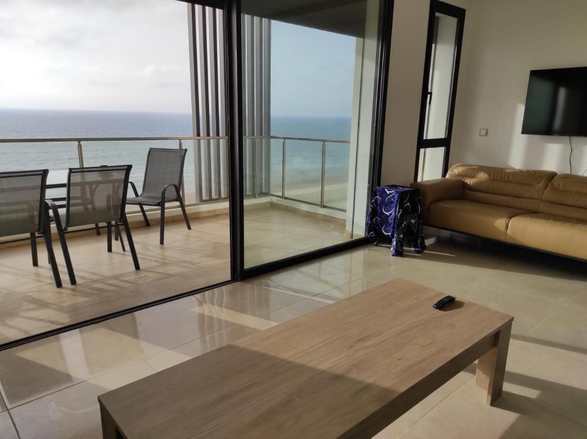 Bel Appartement A Plage Des Nation Salé Exterior foto